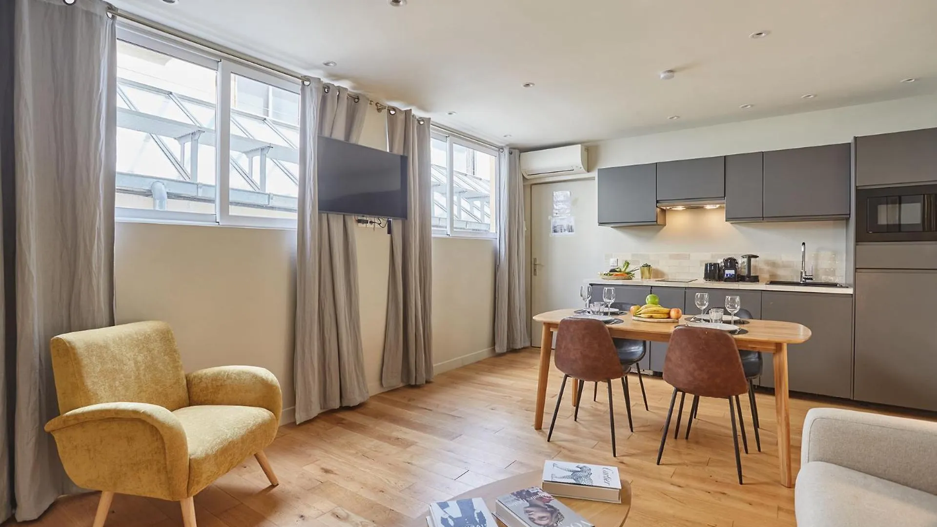 Apartment Center Of Paris By Studio Prestige 0*,  Frankrijk