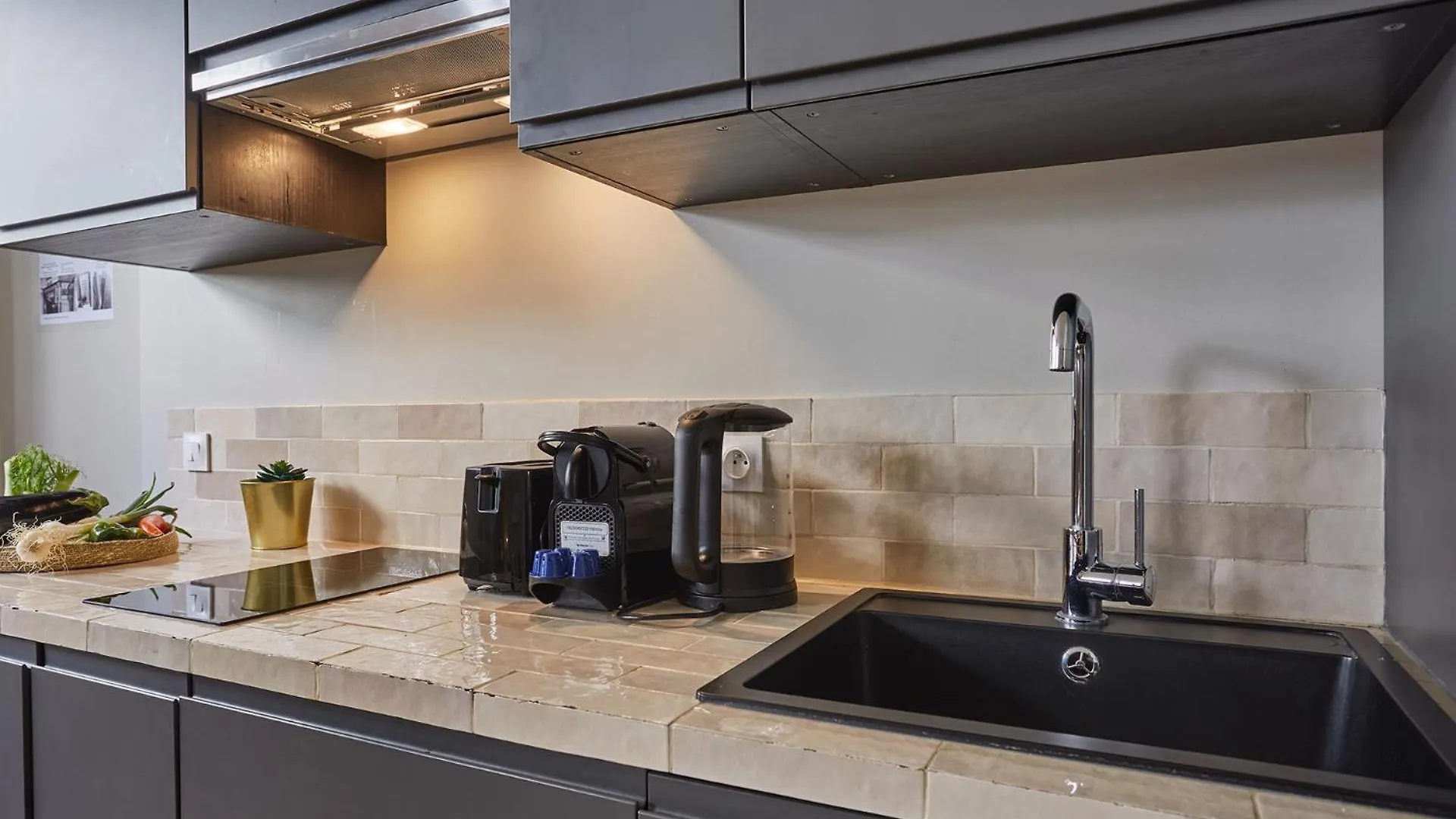 Apartment Center Of Paris By Studio Prestige France